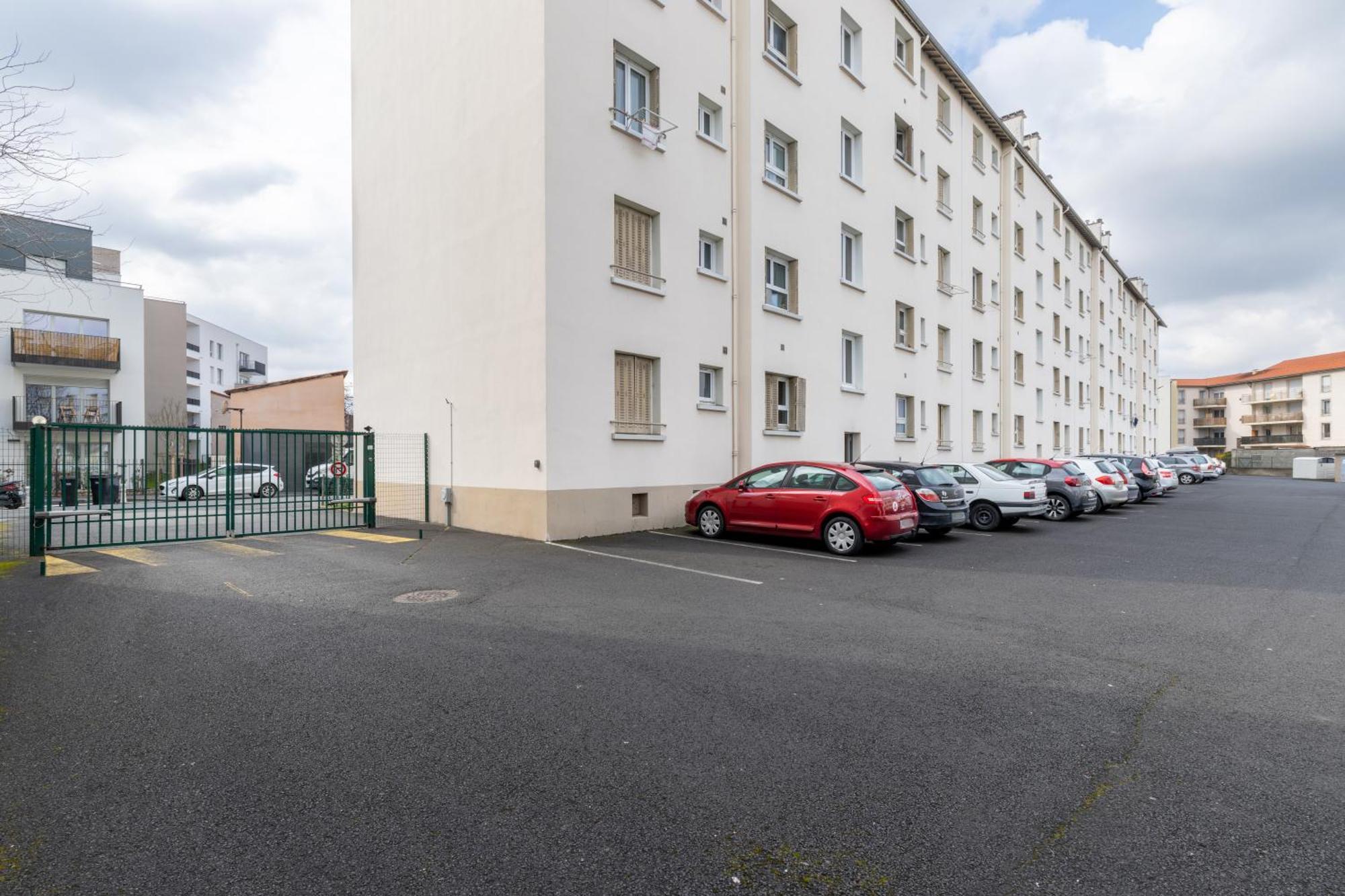 Meuble 4 Proche Du Centre *